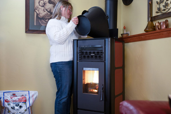 How to Choose a Pellet Stove: What to Know